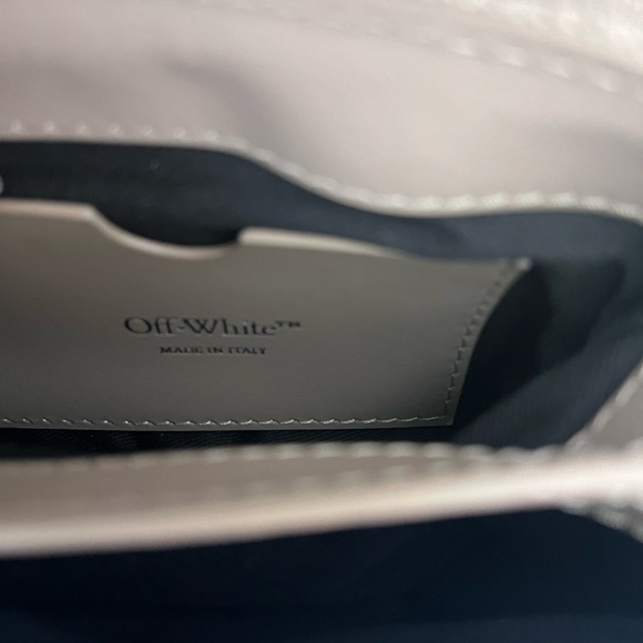 Off-White
Jackhammer 24 linen crossbody bag
Never worn
Beige, Linen - Picture 13 of 15